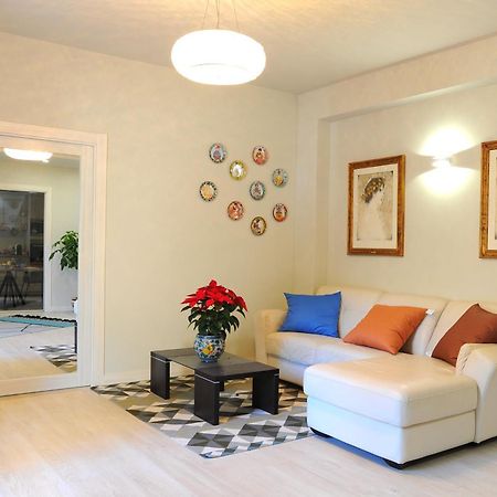 Parnasus Bed & Breakfast อากริเจนโต ภายนอก รูปภาพ